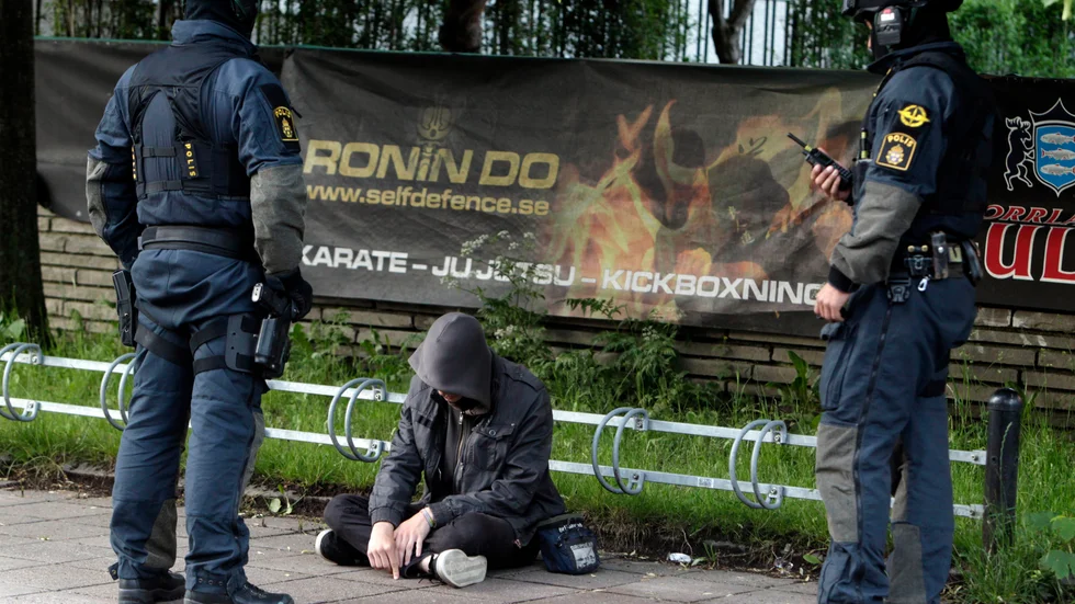 Definitionen av etnisk profilering är när ett ett polisingripande mot en person baseras enbart på dennes ras eller etnicitet. Nu ska Brå utvärdera hur frågan hanteras av polisen. Arkivbild.