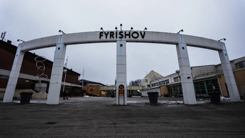 Delar av Fyrishov hålls stängda, efter upptäckten av legionellabakterierna. 
