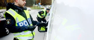 Körde rattfull i flera mil  – får böta 10 000 kronor
