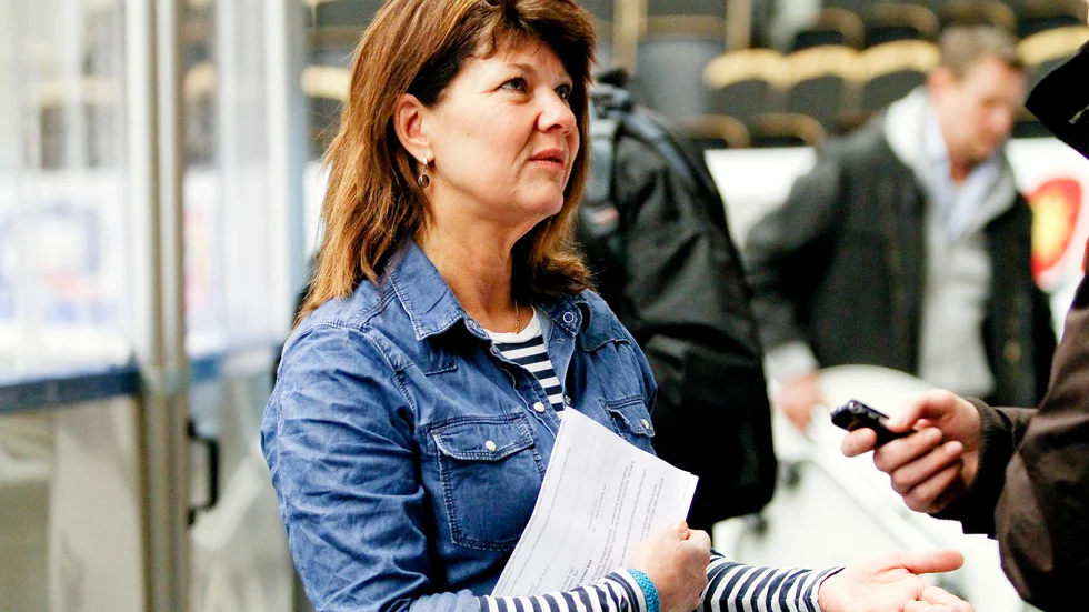 Karin Granberg, som tidigare var läkare åt Skellefteå AIK, anlitas av Polarcool som kunskapskälla.
