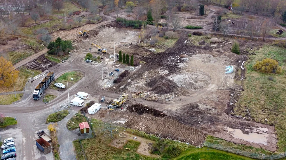 Folkets Park under rivningsarbetet. Insändarskribenten drömmer om vad det skulle kunna blivit av området.