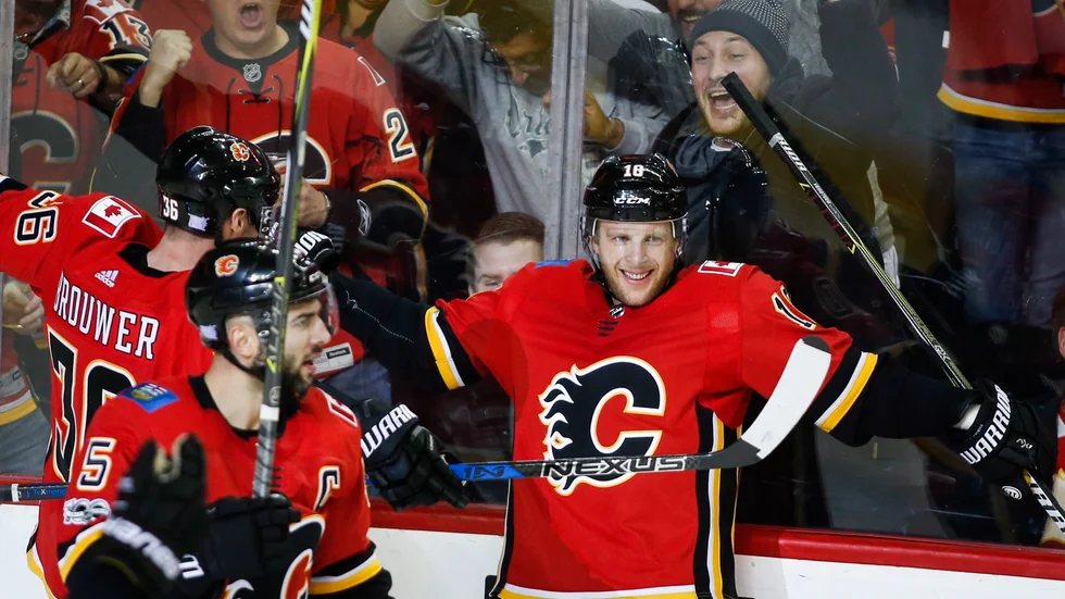 Kris Versteeg har representerat sex NHL-klubbar och den senaste var Calgary Flames. 