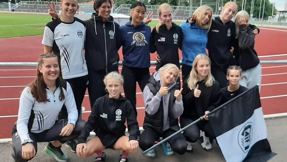 Maifs friidrottsdamer vid ett tidigare lag-SM. Nu är det dags för division 1-sammandrag igen i Uddevalla på söndag.