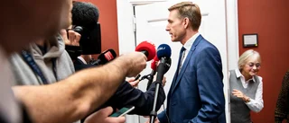 Partiledardebatt stoppad – för många har covid