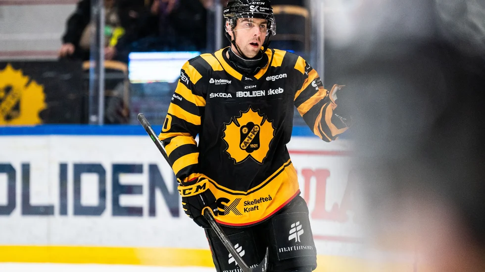 Joakim Lindström stod för ett mål och en assist när Skellefteå AIK vann med 5–2 mot Malmö på torsdagskvällen.