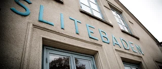 Krossat glas och blod vittnar om inbrott på hotell 