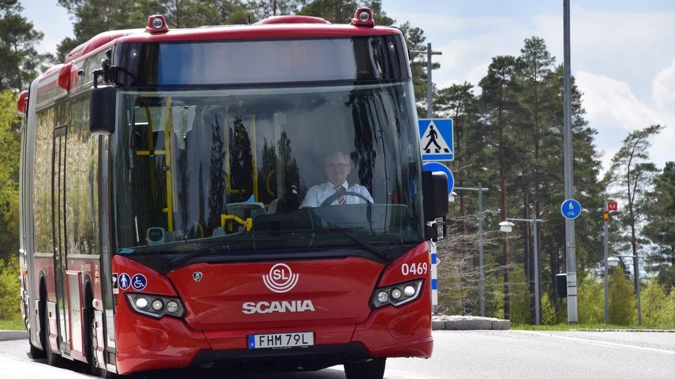 Transdev i Märsta/Arlanda har under en längre tid haft problem med komradioapparaterna som chaufförerna använder i nödsituationer.