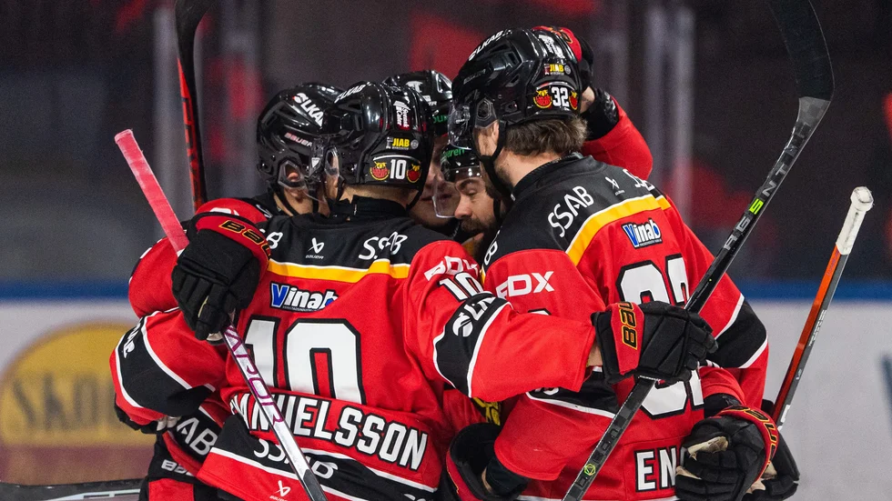 Oscar Engsund, Jack Connolly och Joonas Rask saknades på Luleås måndagsträning.