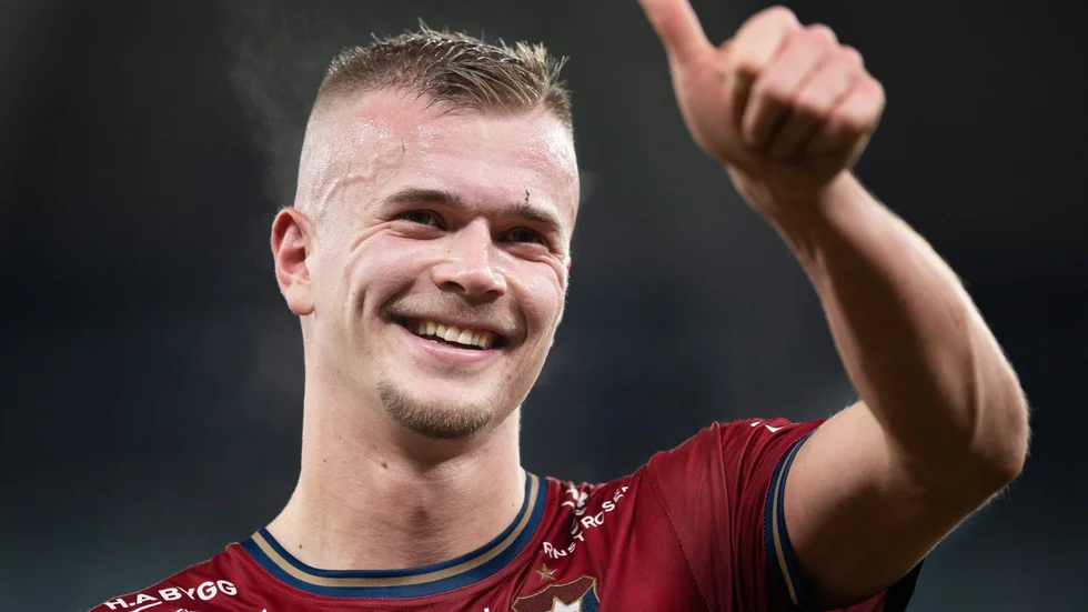 Alexander Ahl-Holmström räddade Örgryte kvar i superettan med sitt reduceringsmål hemma mot Sandviken.