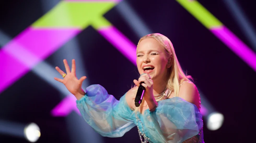 Klara Almström och Sebastian Rydgrens "Idol"-äventyr tog slut i semifinalen.