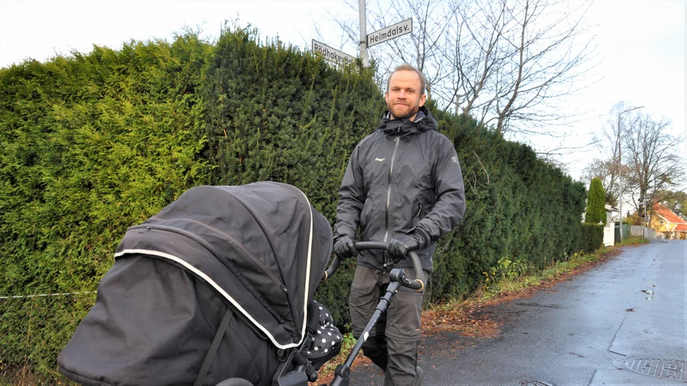I Daniel Björklöfs kvarter i norra Sunnersta fick Socialdemokraterna 23,1 procent i årets riksdagsval – 7,95 procentenheter mer än 2018. "Det hade jag inte gissat, med tanke på hur många höginkomsttagare det bor här", säger han.