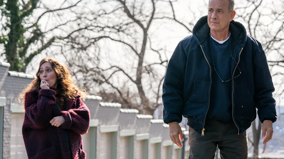 Mariana Trevino och Tom Hanks i "A man called Otto".