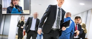 Dramatisk dag i rätten när Anna-Stina Nordmark Nilsson gav sin bild av härvan • Uppblåsta fakturor presenterades för rätten
