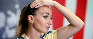 Asllani sågar Zlatan: "Ointelligenta svar"