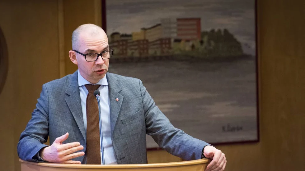 KOMMUNALRÅD. Niklas Nordström uppger att händelsen med Ilija Batljan inte får några konsekvenser för Luleås affär med Rikshem.