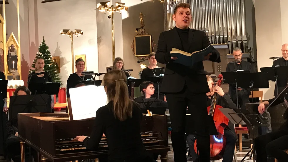 Countertenoren Rodrigo Sosa Dal Pozzo i Händels "Messias" under konserten i Luleå Domkyrka - en mer än minnesvärd konsert, menar recensenten Andreas Hoffsten.