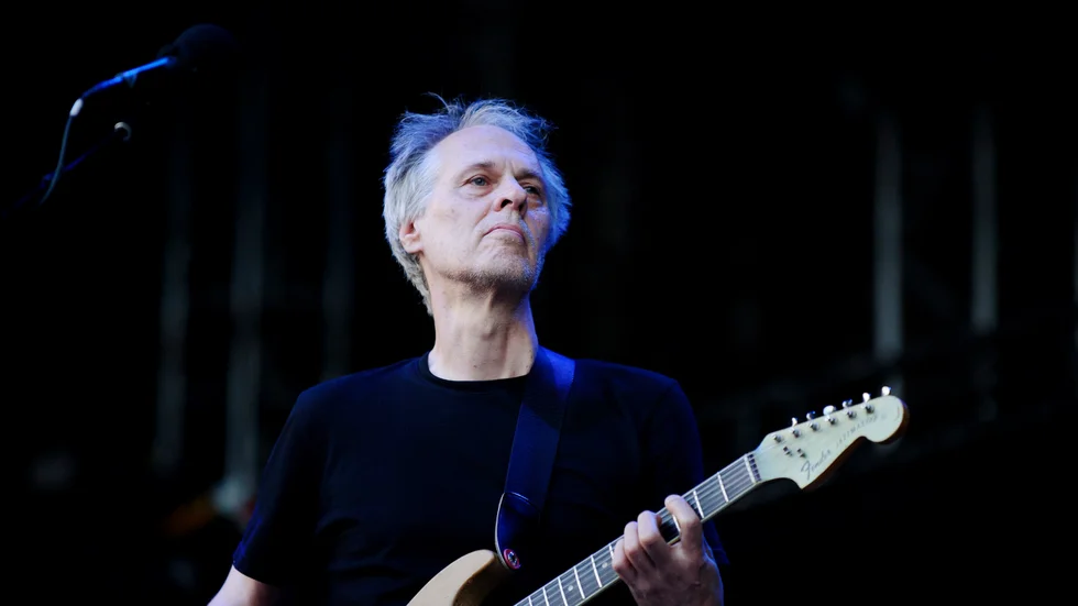 Tom Verlaine med sin grupp Television på Skeppsholmen i Stockholm 2014.