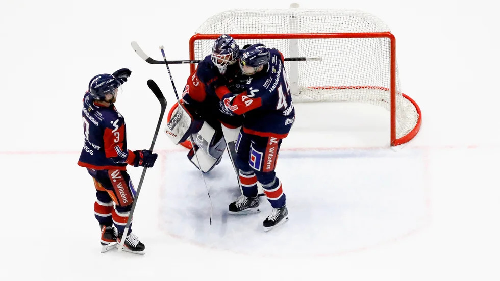 Linköpings målvakt Marcus Högberg får förtroendet mot Skellefteå.