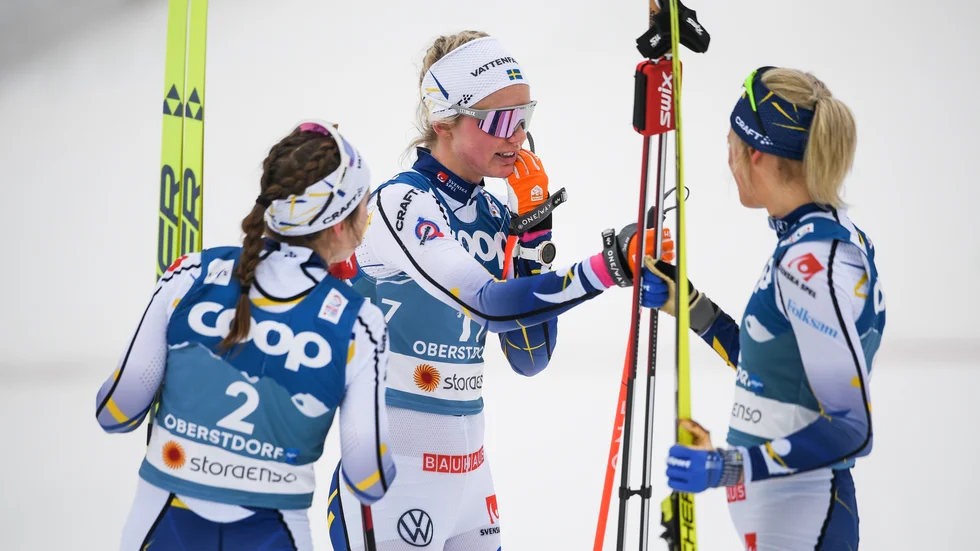 Emma Ribom, Ebba Andersson och Frida Karlsson ska konkurrera i Ruka fredag till söndag.