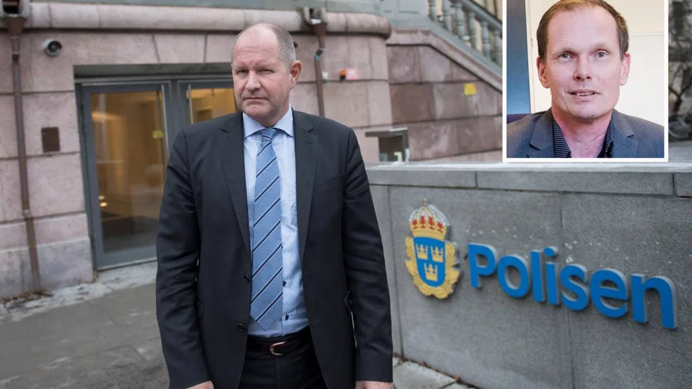 Johan Claesson tycker Dan Eliassons besked var väntat. "Han har blivit en för stor belastning för regeringen", säger han.