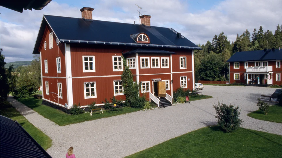 I den sista av sommarens ledarsidesserie om kriminalitet återvänder Widar Andersson till Franshammars gård i Hassela i Hälsingland där han levde, bodde och arbetade under det drygt decennium från 1982 och framåt. 