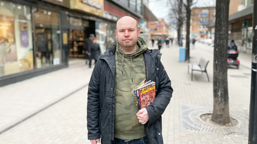 Andreas Eriksson, Fantomens redaktör, kan lämna sin ”dödskallegrotta” och gå på stadens gator som en vanlig man. 