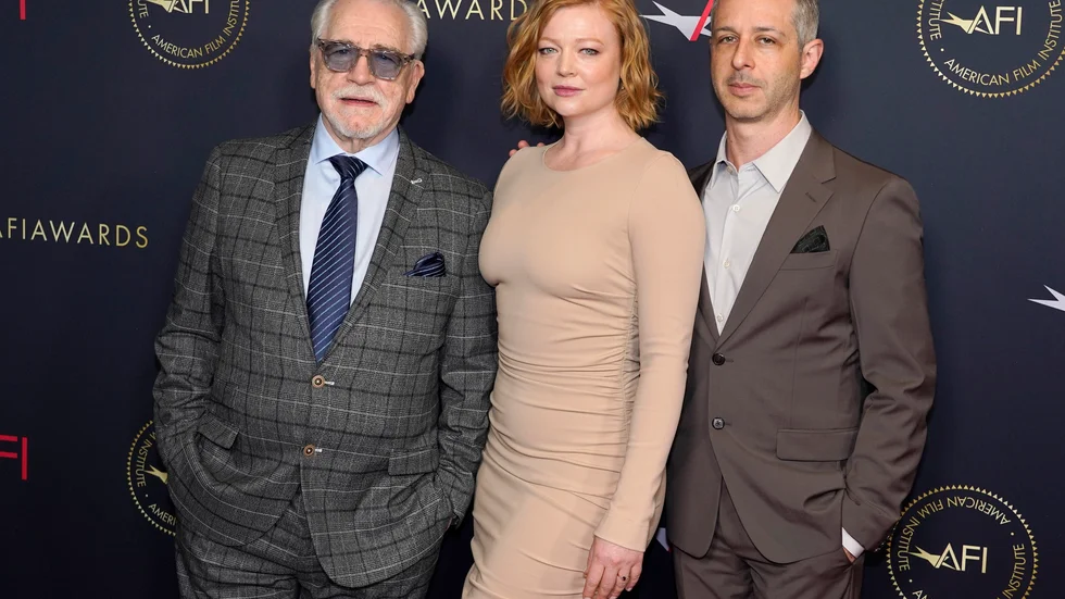 Brian Cox, Sarah Snook och Jeremy Strong från "Succession". Arkivbild.
