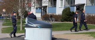 Knivskurne mannen har lämnat sjukhuset