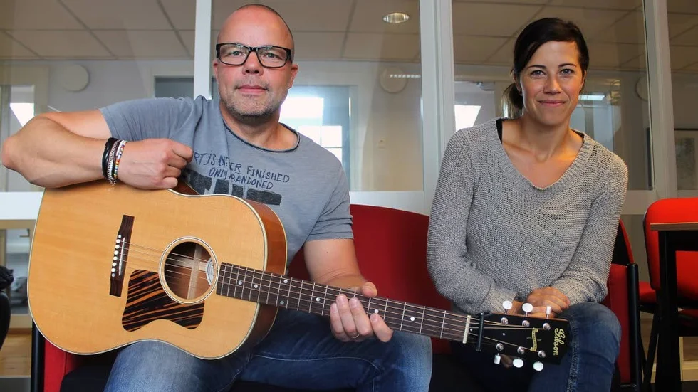 Artister. Roger "Mulle" Persson och Sofia Gustavsson ser fram emot helgens spelning.