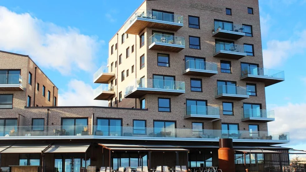 Under måndagen kom beskedet att Stadshotellet säljer restaurang- och hotellverksamheten på Slottsholmen till Björn Ulvaeus.
Dottern Anna Hydbom Ulvaeus och Calle Hydbom Ulvaeus kommer att driva det vidare.