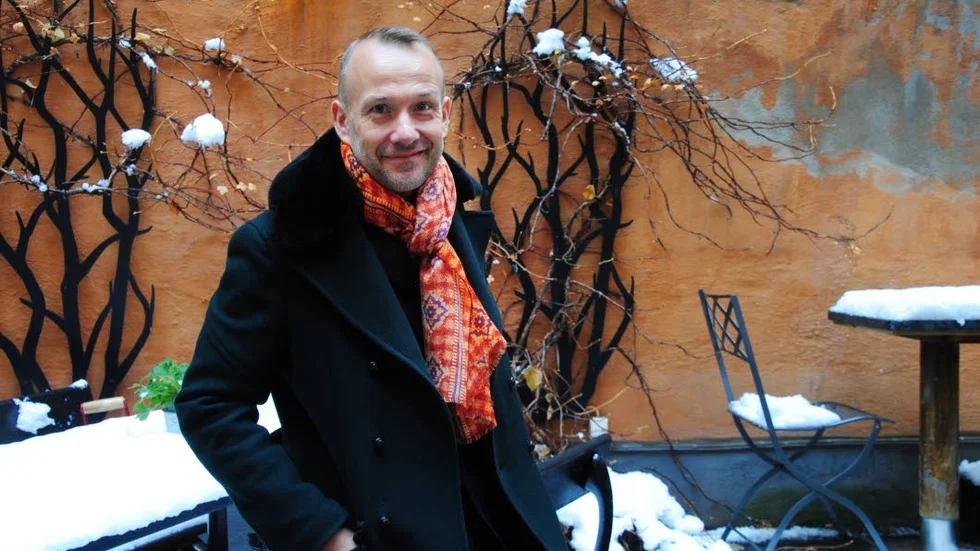Från Godegård till Dramaten. Skådespelaren Bengt Braskered har nått sina mål. Just nu är han aktuell med föreställnigen "Uppenbarelsen" på Dramaten där han bland annat spelar mot Shanti Roney och Rebecka Hemse.