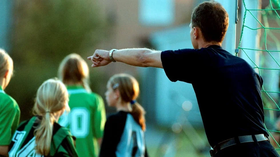 Tjejfotboll. 55 föreningar sökte specialbidrag till tjejsatsningar.