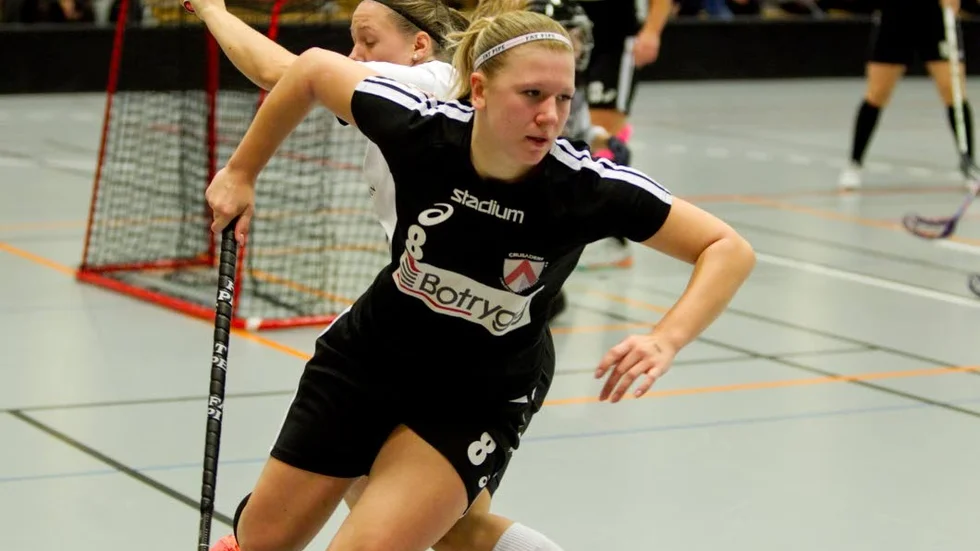 Johanna Jonsson gjorde en bra match som back, men Libk föll mot Pixbo med 3–9.