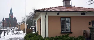 De tar över lilla huset vid stationen