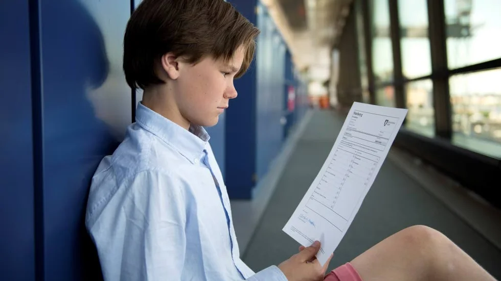 Tidiga betyg.
Kommunerna måste satsa mer på de elever som har det svårt i skolan.