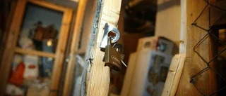 Garageknivman härjar i bostadsområde