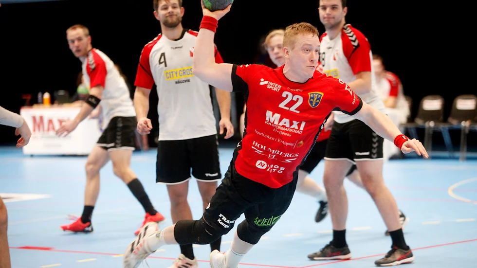 Joel Ädel var en EHF:s bättre spelare mot Sollentuna och gjorde fem av målen.