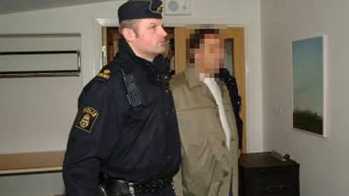 Mannen som misshandlade sin exhustru till döds på en balkong i Mariannelund dömdes till fängelse på livstid. Foto: Janne Strömsten