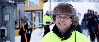 Anlägger konstsnöspår vid Dackestupet