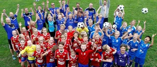 De drar till Habo och lirar fotbollscup