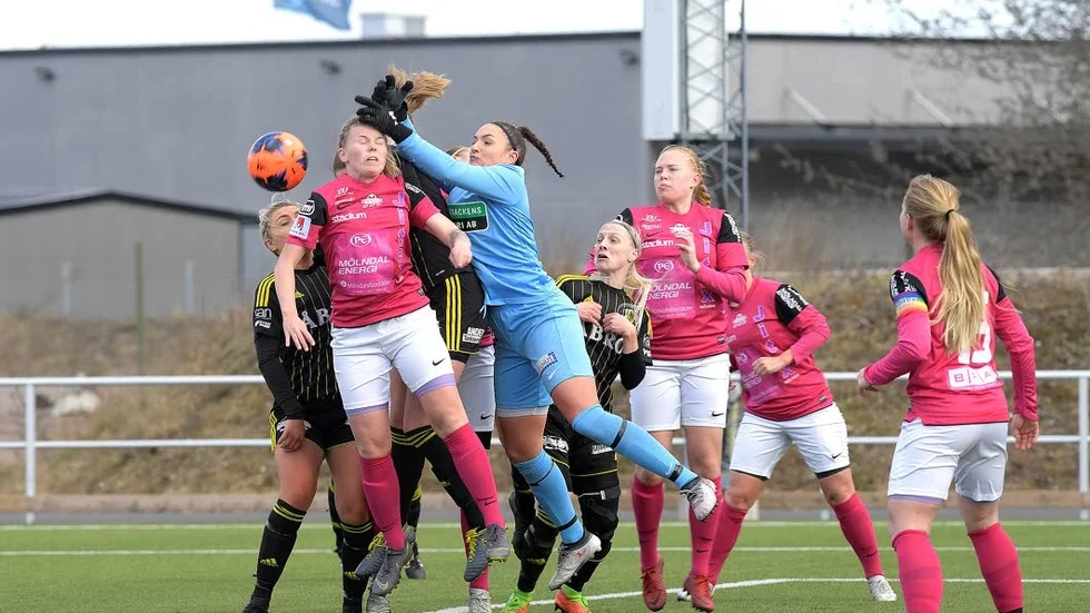 Vimmerby IF var nära att få med sig en pinne från Jitex-matchen. Avgörandet kom sju minuter före slutet.