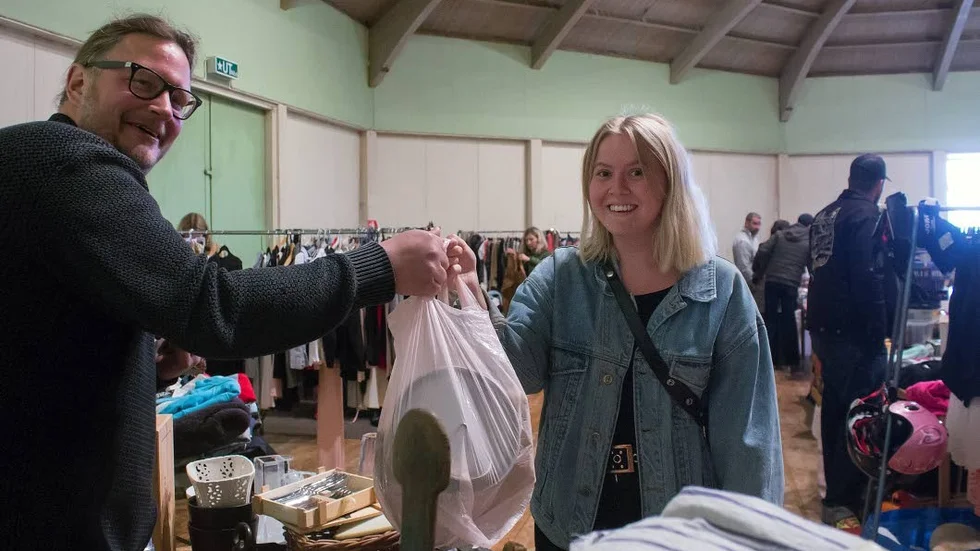 Mina Isaksson köpte husgeråd av Erik Lundin.