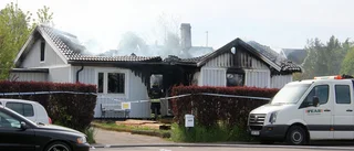 Två avlidna i villabrand