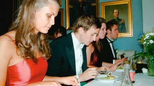 Nathalie Prim anordnade den här träffen innan balen tillsammans med Josefin Persson.