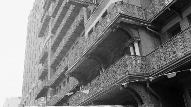 Legendariska Chelsea Hotel 222 W, 23rd Street Manhattan.