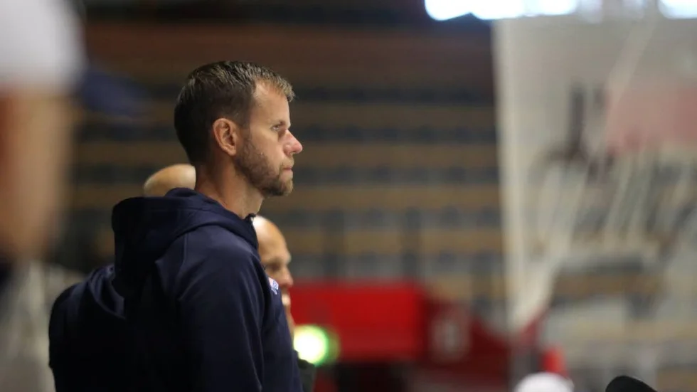 Fredrik Emvall lämnar Linköping HC.
