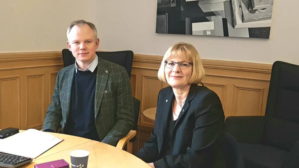 Erik östman (M) och Åsa Wennergren (L)