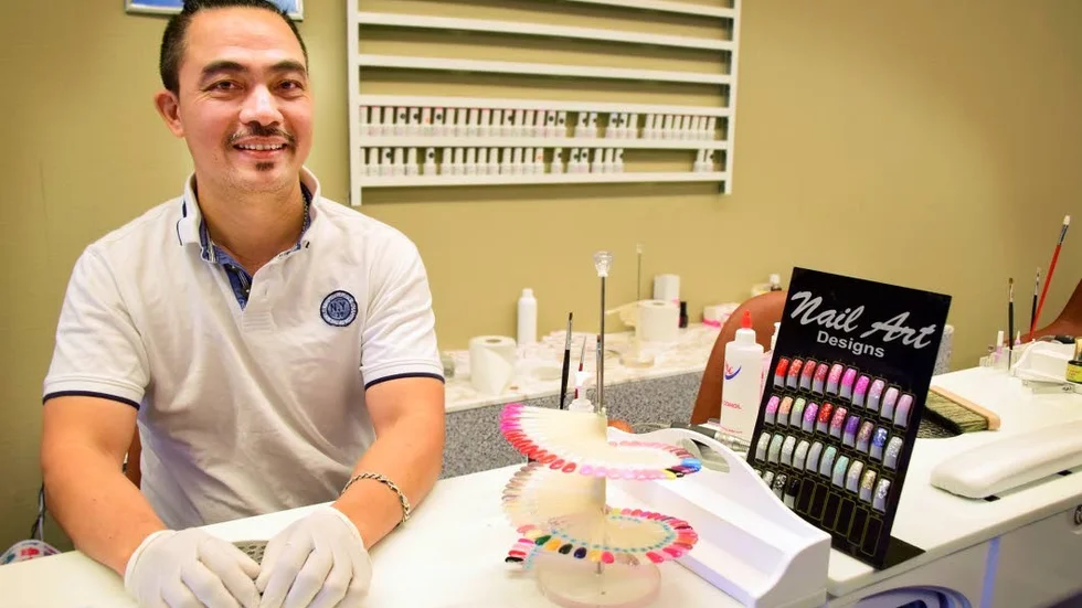 Dinh Khac Nhieu har öppnat nagelsalong Viet Nails i Hultsfred.