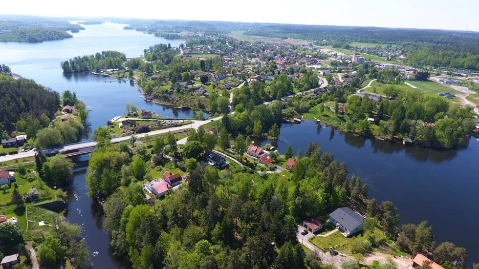 Ett attraktivt läge naturmässigt och geografiskt borgar för att Rimforsa växer de närmaste decennierna. Om kommunledningen drar i rätt spakar.