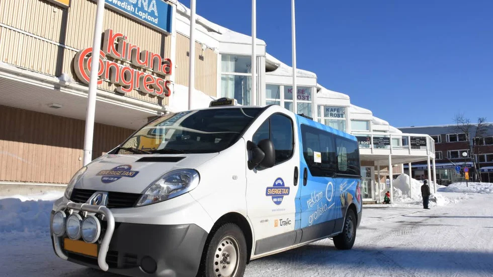 TAXISATSNING. "Förhoppningsvis kan vi få fler körningar och kunderna kan åka till ett bra pris", säger Markus Johansson, taxiförare.